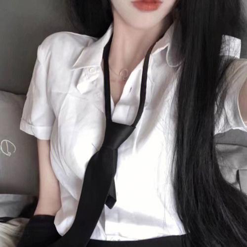 高大的女孩子你喜欢吗
